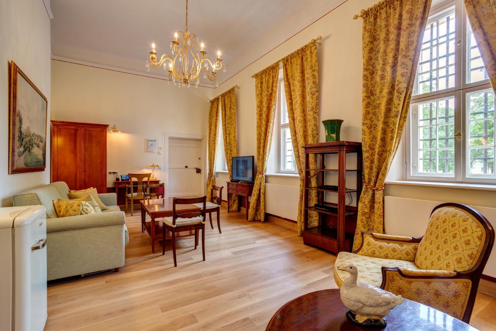Urlaubsresidenz Marstall Und Kanzlei Im Schlossensemble Lübbenau Szoba fotó